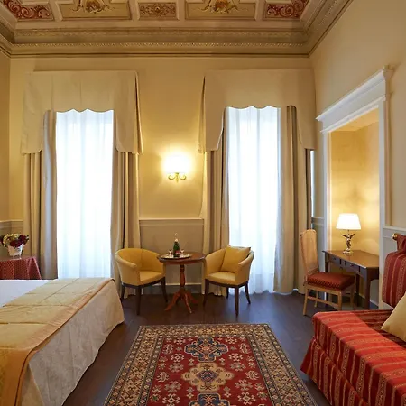 Capitale 3* Floransa